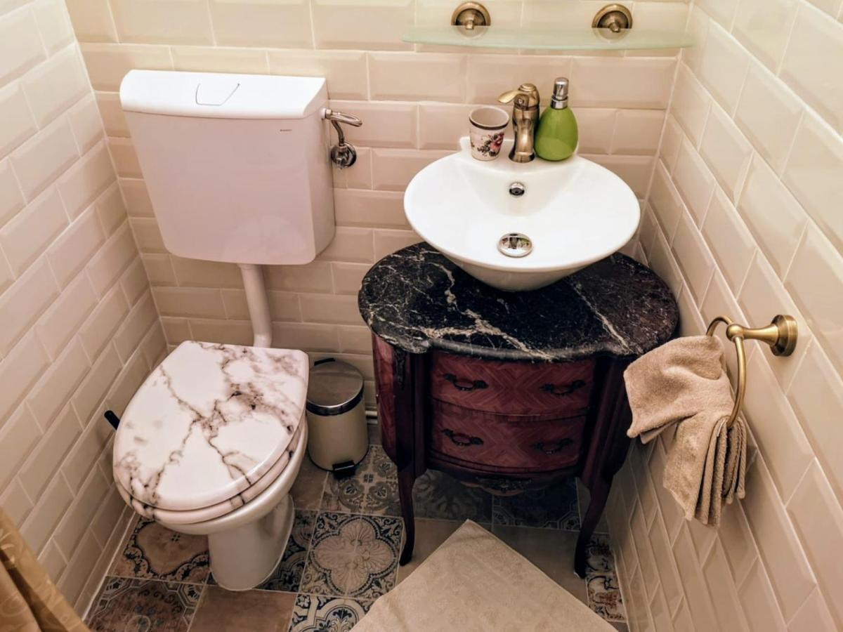 Apartmán Casa Generalului Sibiu Exteriér fotografie