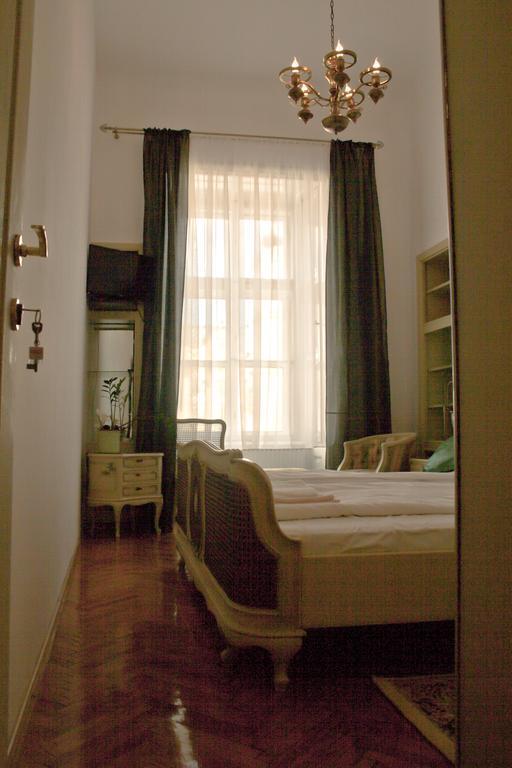Apartmán Casa Generalului Sibiu Exteriér fotografie