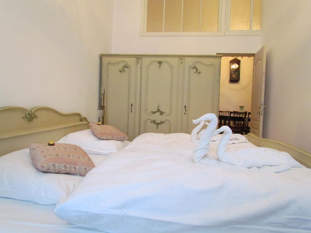 Apartmán Casa Generalului Sibiu Exteriér fotografie