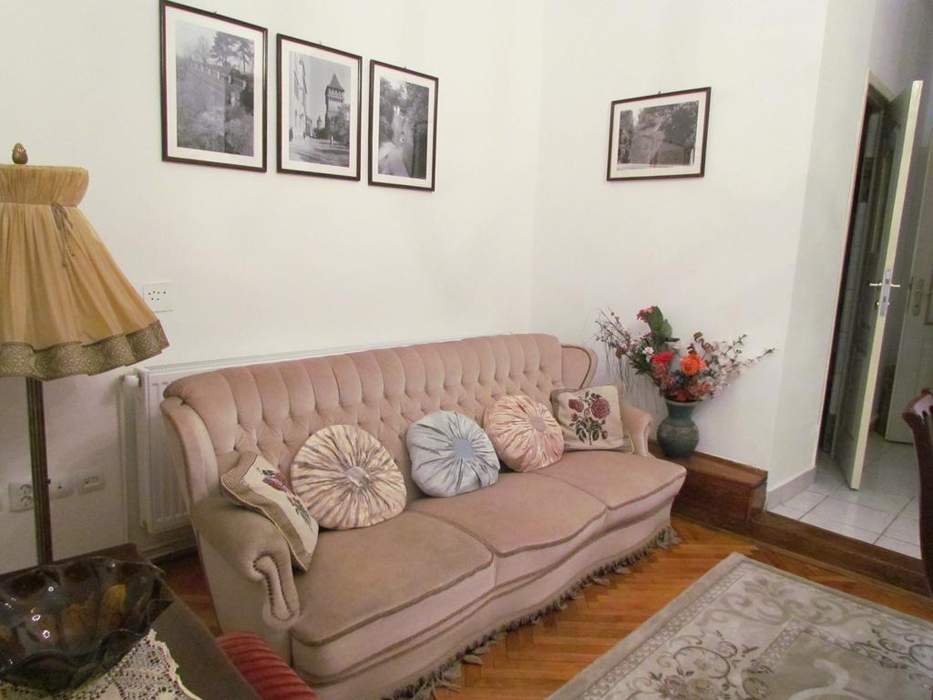 Apartmán Casa Generalului Sibiu Exteriér fotografie