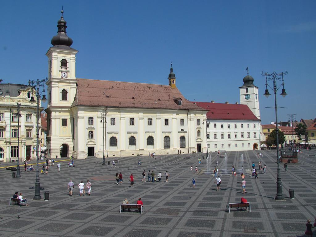 Apartmán Casa Generalului Sibiu Exteriér fotografie